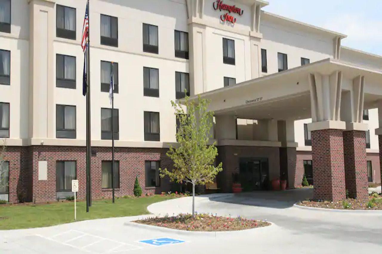 Newly Renovated Hampton Inn Omaha West Lakeside Extérieur photo