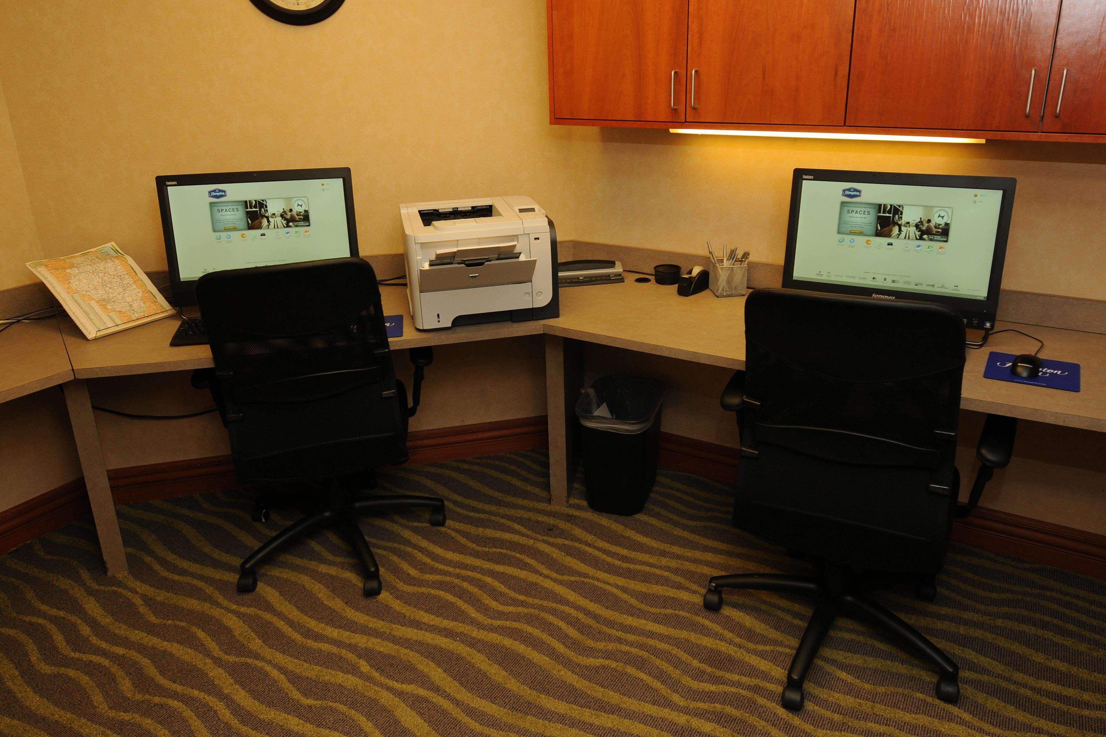 Newly Renovated Hampton Inn Omaha West Lakeside Extérieur photo