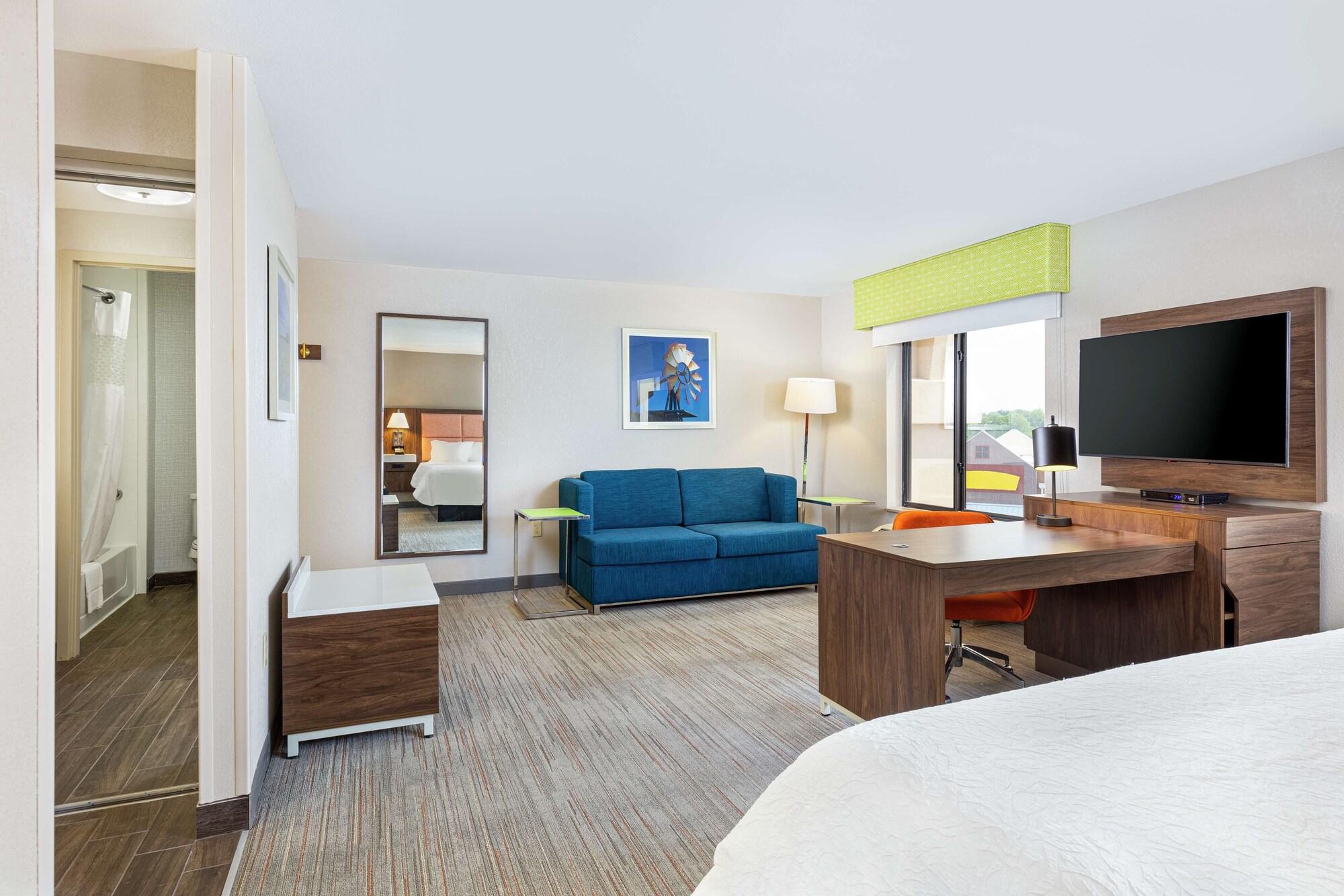 Newly Renovated Hampton Inn Omaha West Lakeside Extérieur photo