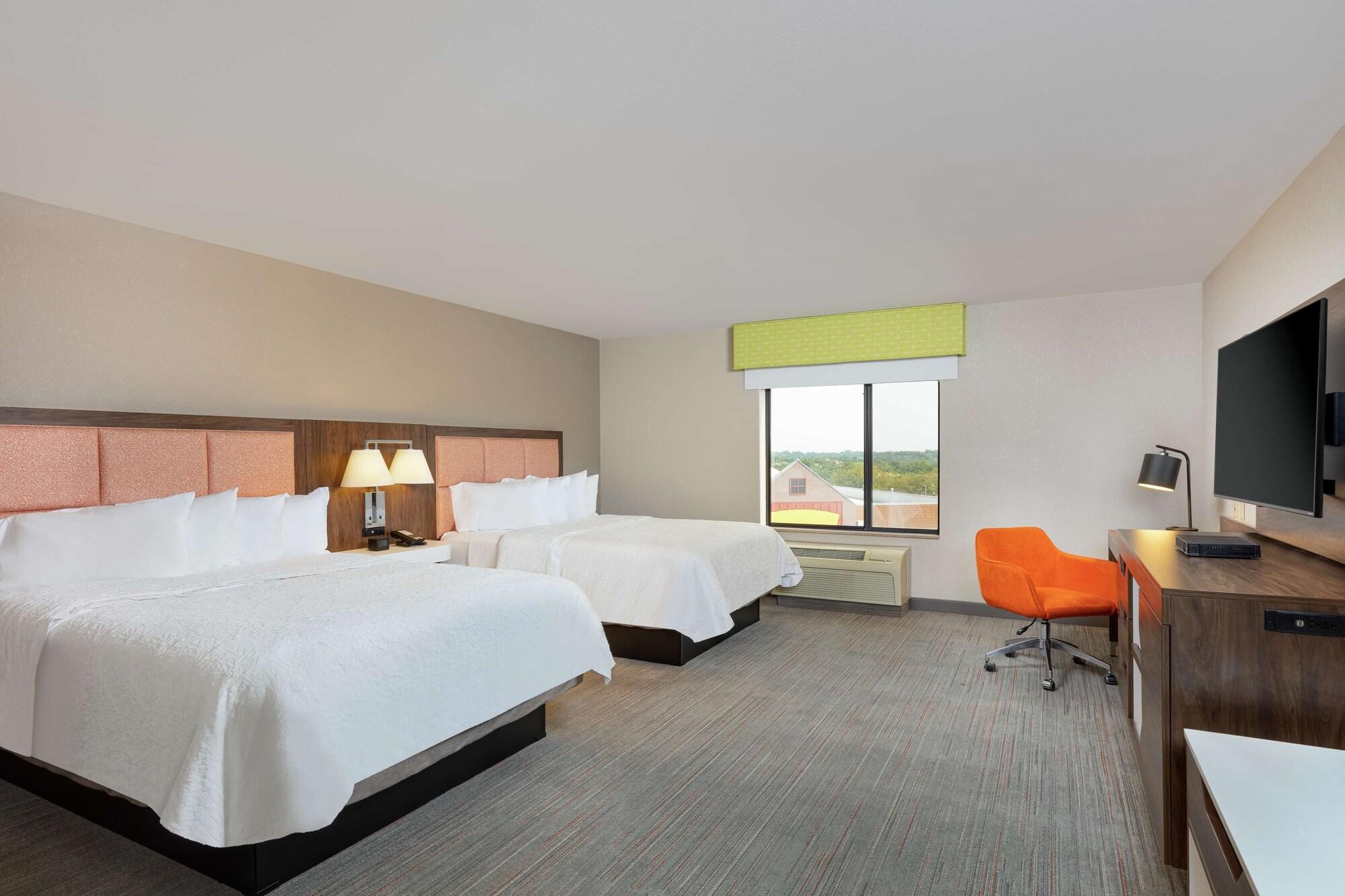 Newly Renovated Hampton Inn Omaha West Lakeside Extérieur photo