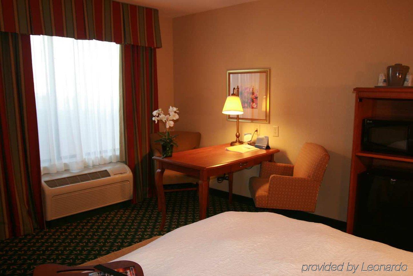 Newly Renovated Hampton Inn Omaha West Lakeside Chambre photo