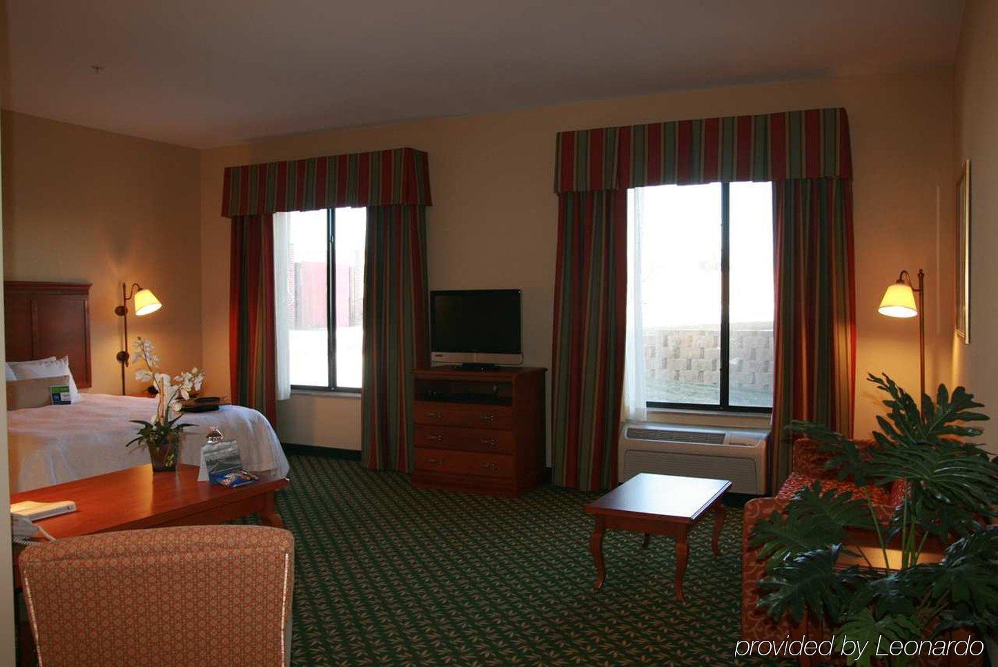 Newly Renovated Hampton Inn Omaha West Lakeside Chambre photo