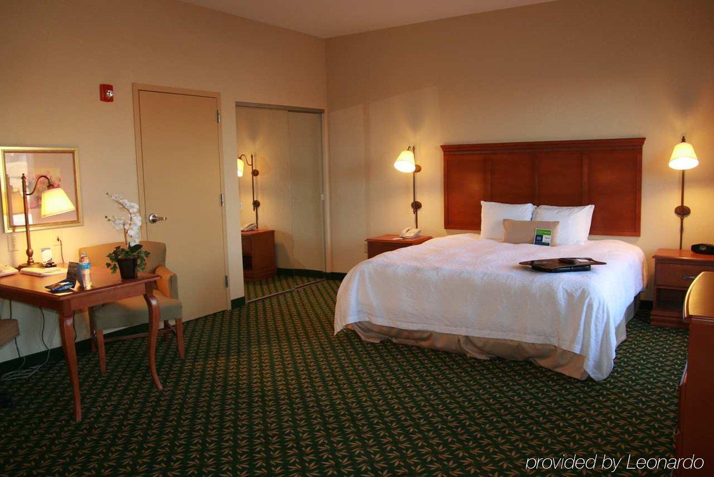 Newly Renovated Hampton Inn Omaha West Lakeside Chambre photo