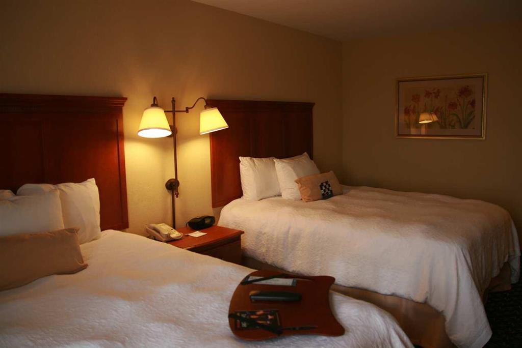 Newly Renovated Hampton Inn Omaha West Lakeside Chambre photo